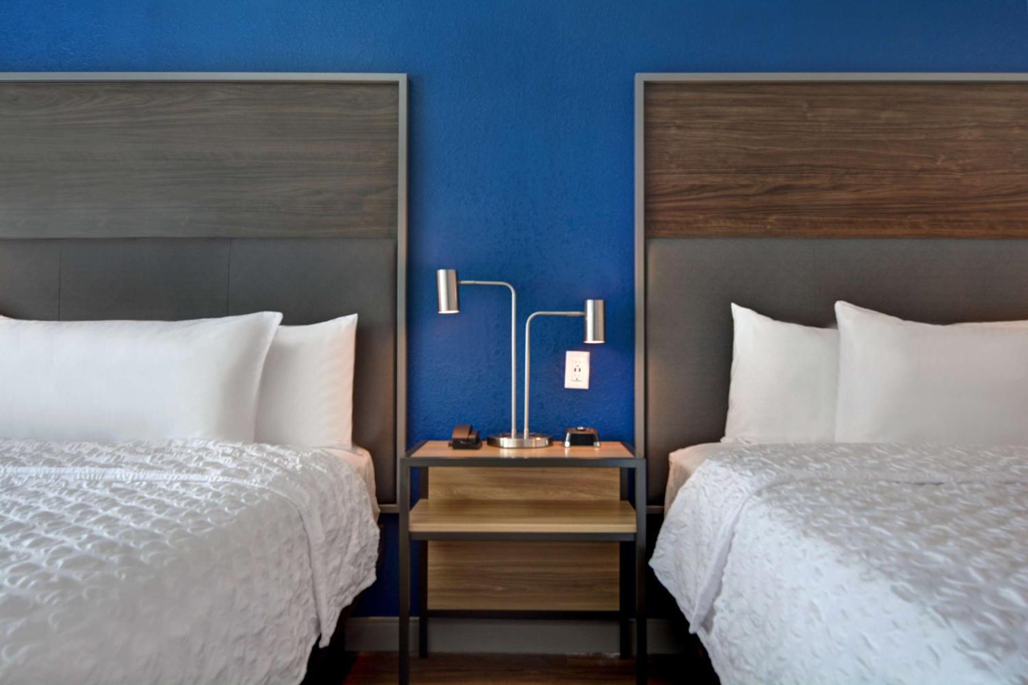 Tru By Hilton St. Petersburg Downtown Central Ave Ngoại thất bức ảnh